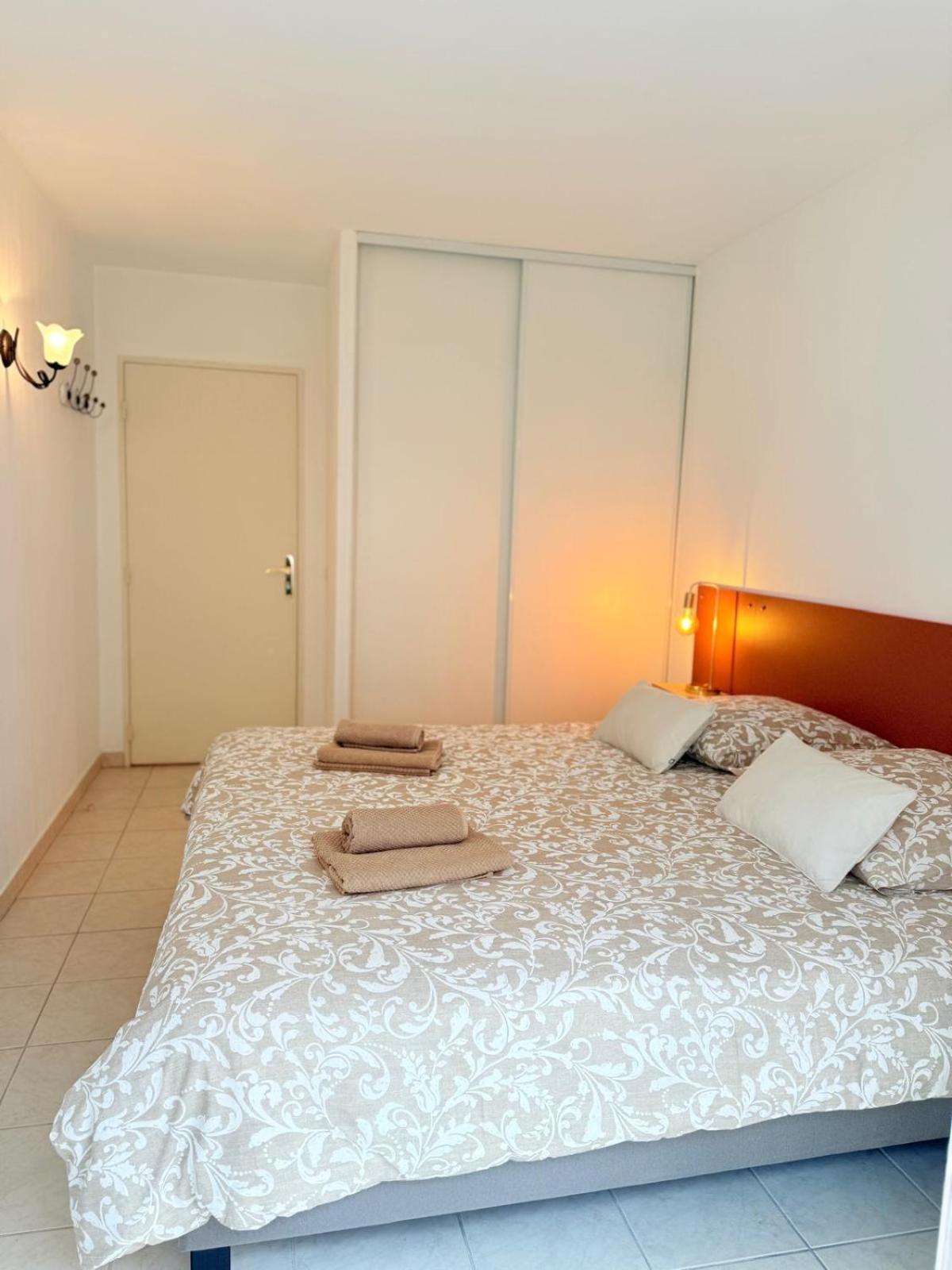 Apartamento Les 3 Iles 2 Pieces Climatise A 50 M Des Plages Antibes